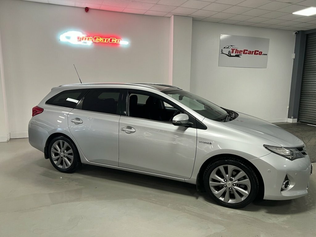 Toyota Auris Estate Silver