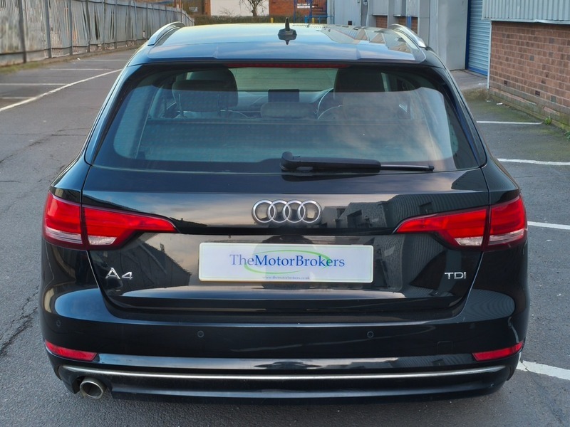 Audi A4 Avant Tdi Ultra Se LR16WPN Black #6