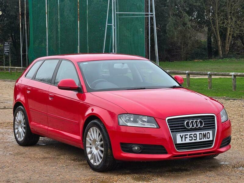 Audi A3 1.6 Tdi Se Sportback Red #6