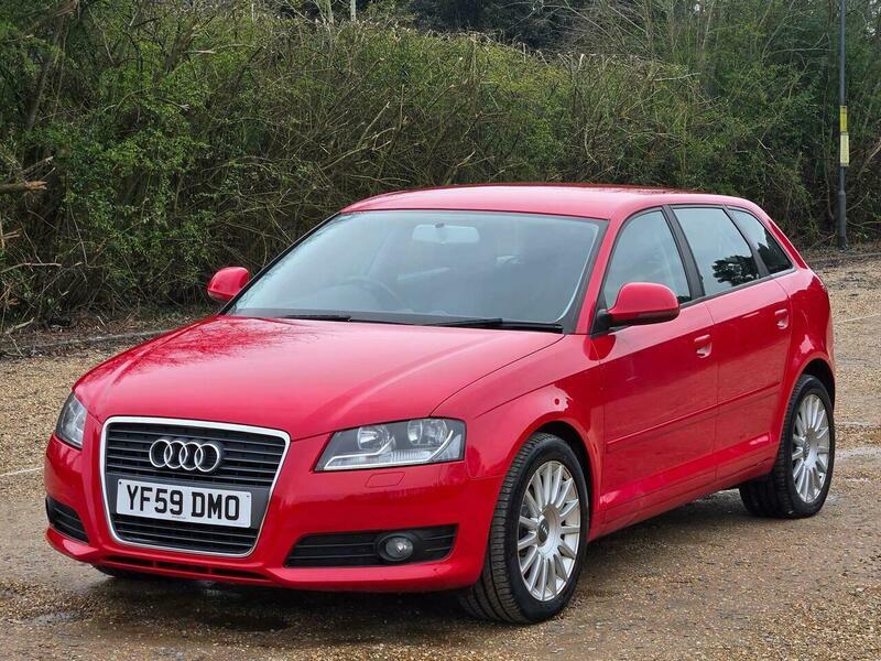 Audi A3 1.6 Tdi Se Sportback Red #3