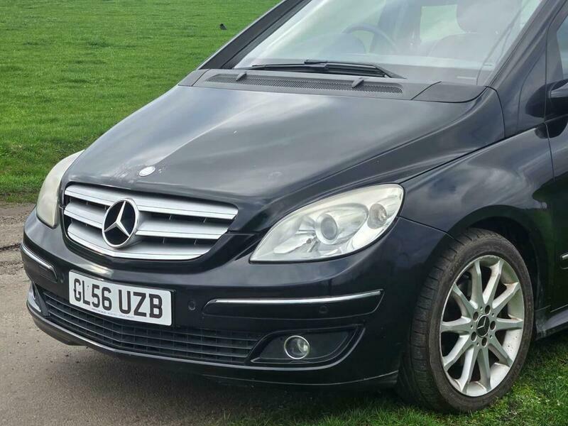 Mercedes-Benz B Class 2.0 B180 Se Cvt Black #3