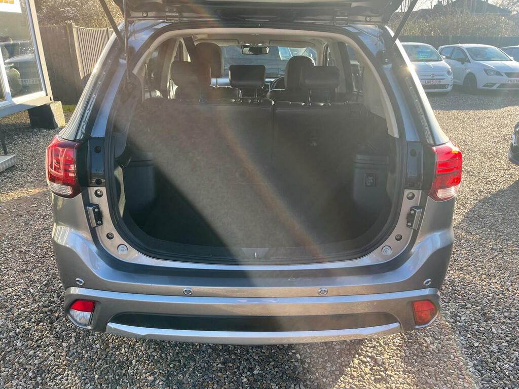 Mitsubishi Outlander Suv 2.0H 12Kwh Gx5hs Cvt 4Wd Euro 6 Ss 201 DS16HPE Grey #6