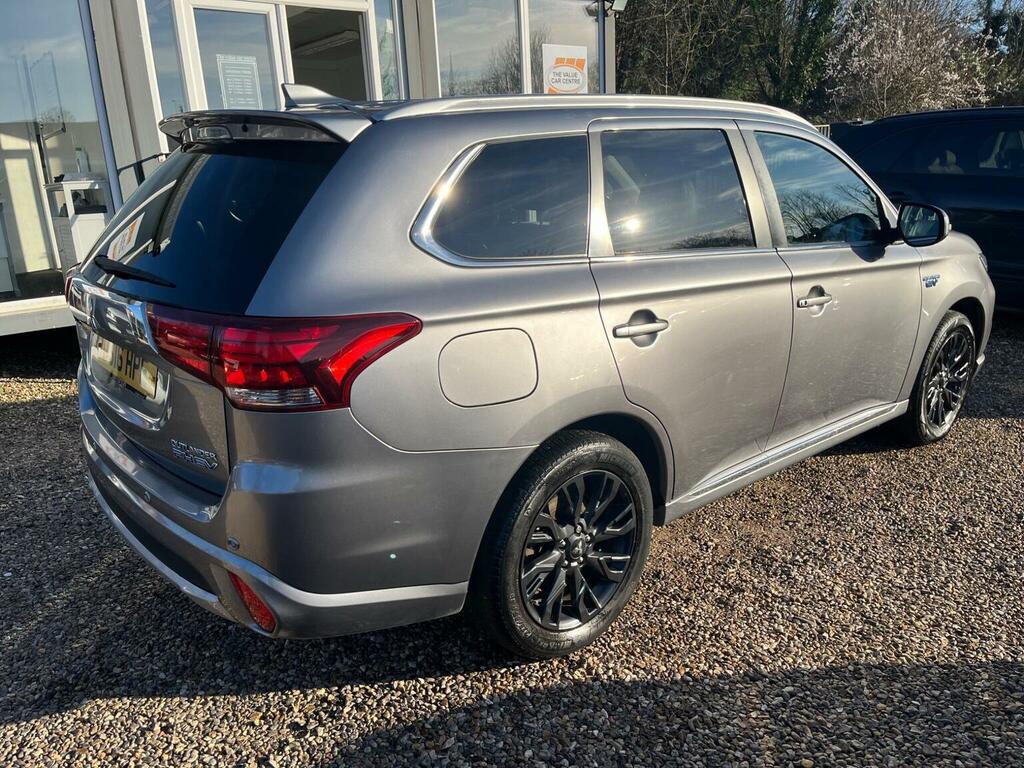 Mitsubishi Outlander Suv 2.0H 12Kwh Gx5hs Cvt 4Wd Euro 6 Ss 201 DS16HPE Grey #4