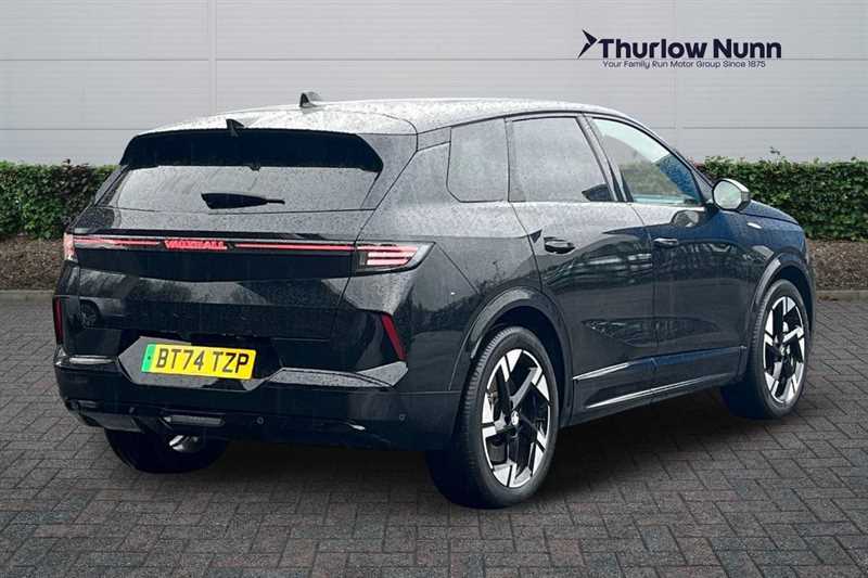 Vauxhall Grandland 73Kwh Ultimate Suv 213 Ps BT74TZP Black #3