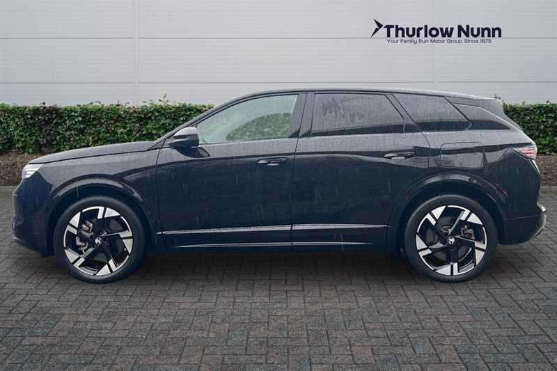 Vauxhall Grandland 73Kwh Ultimate Suv 213 Ps BT74TZP Black #6