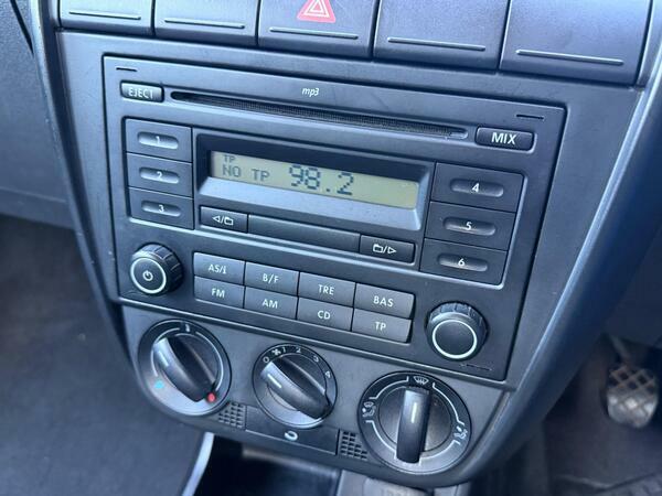 Volkswagen Fox 1.4 75 Red #19