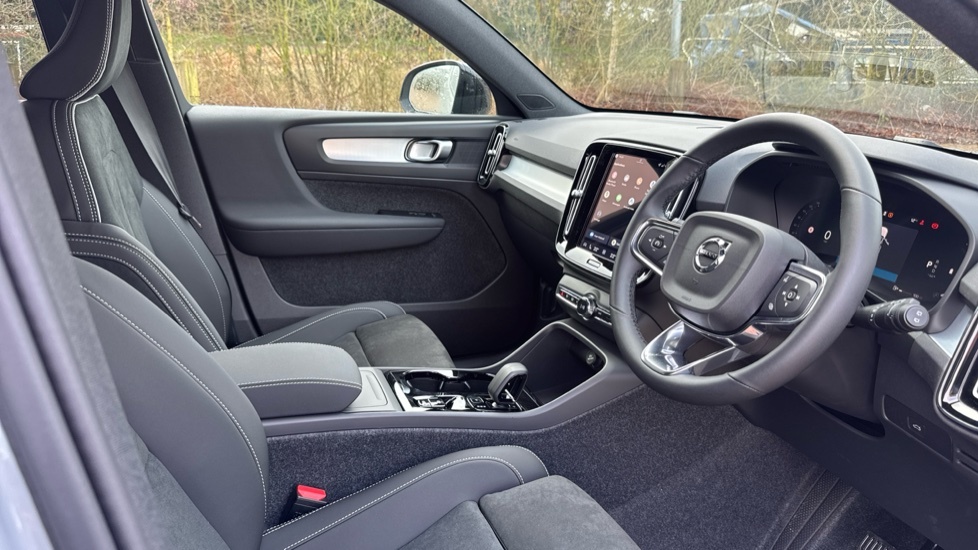 Volvo XC40 Black Edition Plus, B3 Mild Hybrid, BN26CKP Grey #4