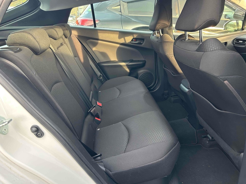 Toyota Prius 1.8 Hybrid 202020 5 Seats Ulez Free Fresh I White #4