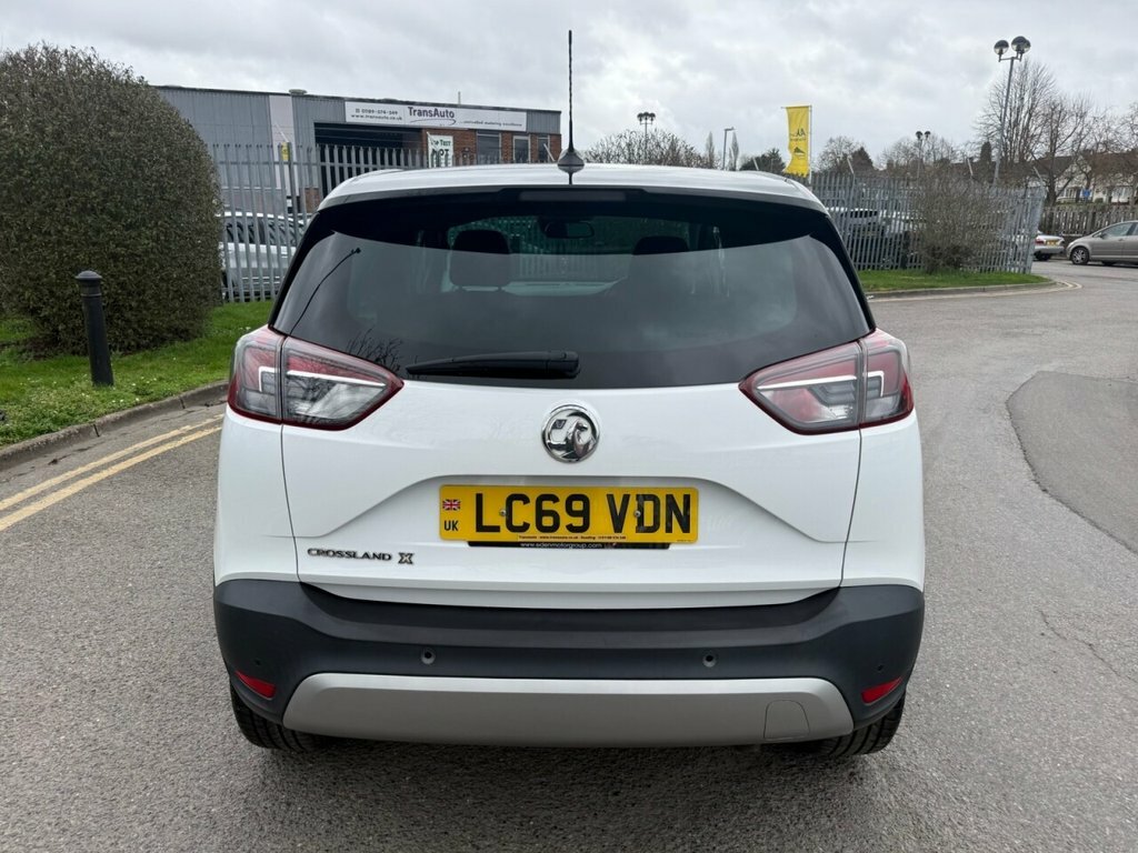 Vauxhall Crossland X 1.2L Elite White #2