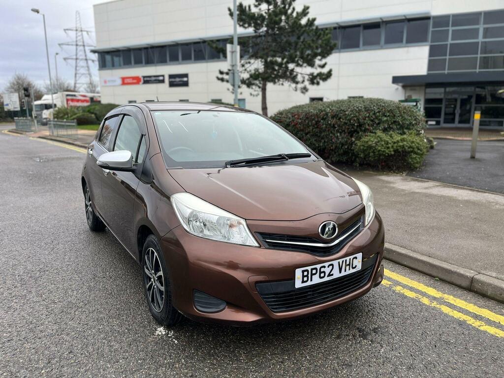 Toyota Yaris Vitz 1.3 Vvt-i Jawala Edition BP62VHC Brown #2