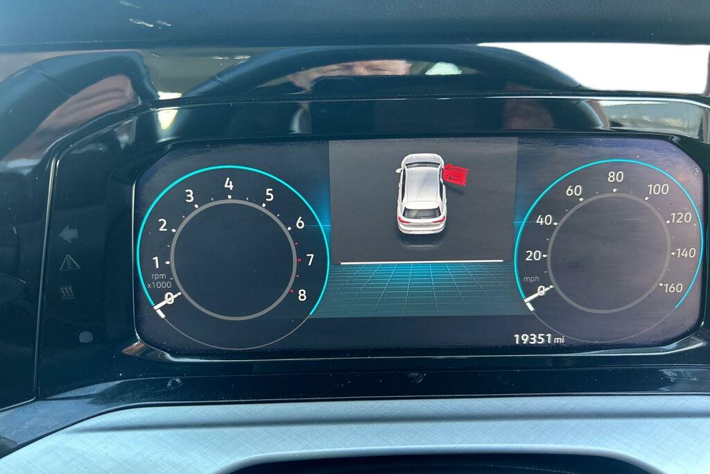 Volkswagen Golf Volkswagen Golf 1.5 Tsi Life Hatchback Petr... LO70JDK #5