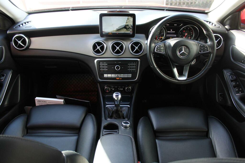 Mercedes-Benz GLA Class Suv YT68EPE Red #3