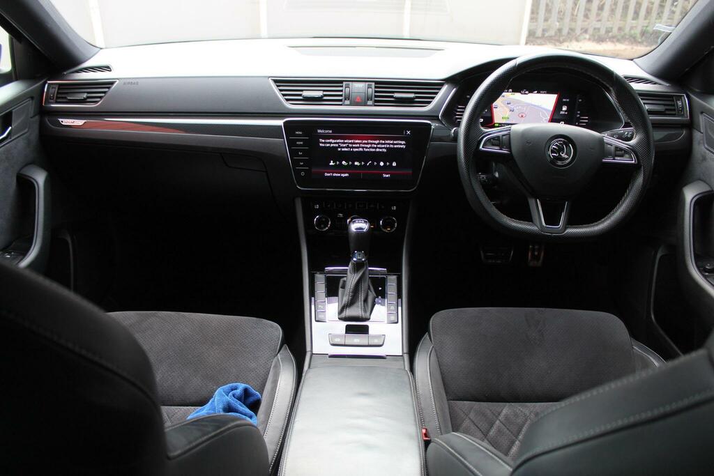 Skoda Superb Superb Sportline Tsi S-a CP19NGY Black #3