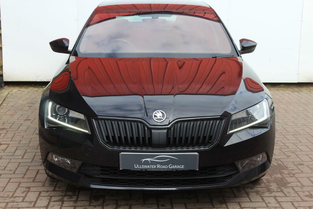 Skoda Superb Superb Sportline Tsi S-a CP19NGY Black #6