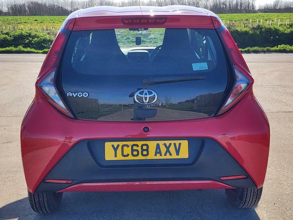 Toyota Aygo 1.0 Vvt-i X Euro 6 YC68AXV Red #5