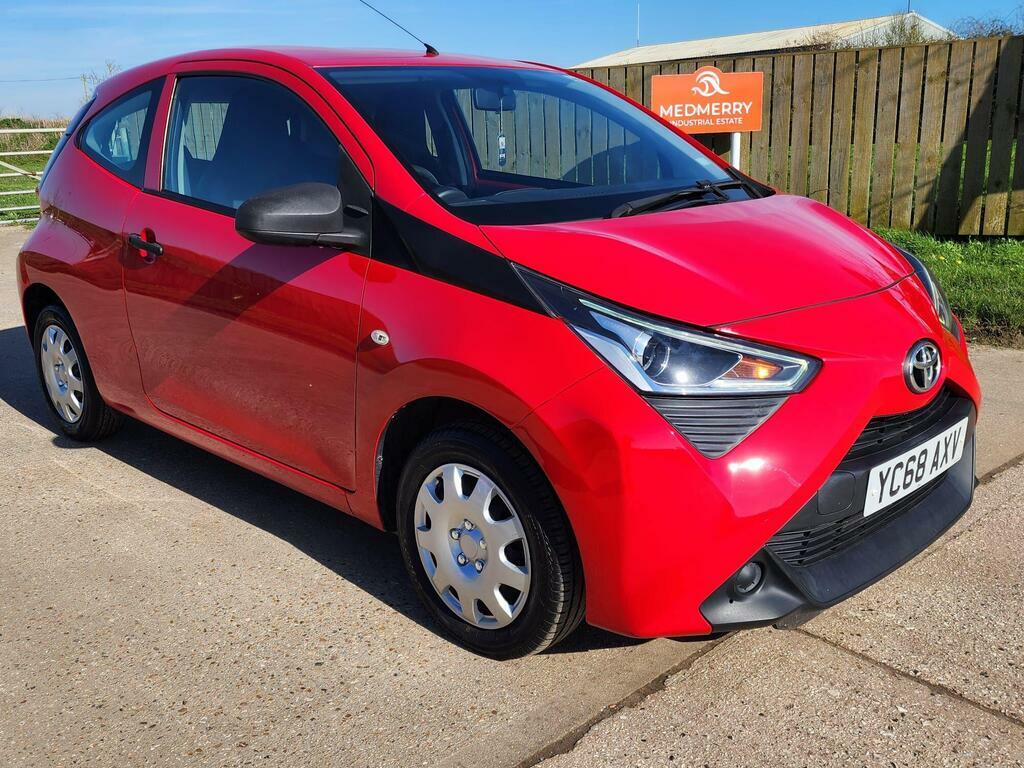 Toyota Aygo 1.0 Vvt-i X Euro 6 Red