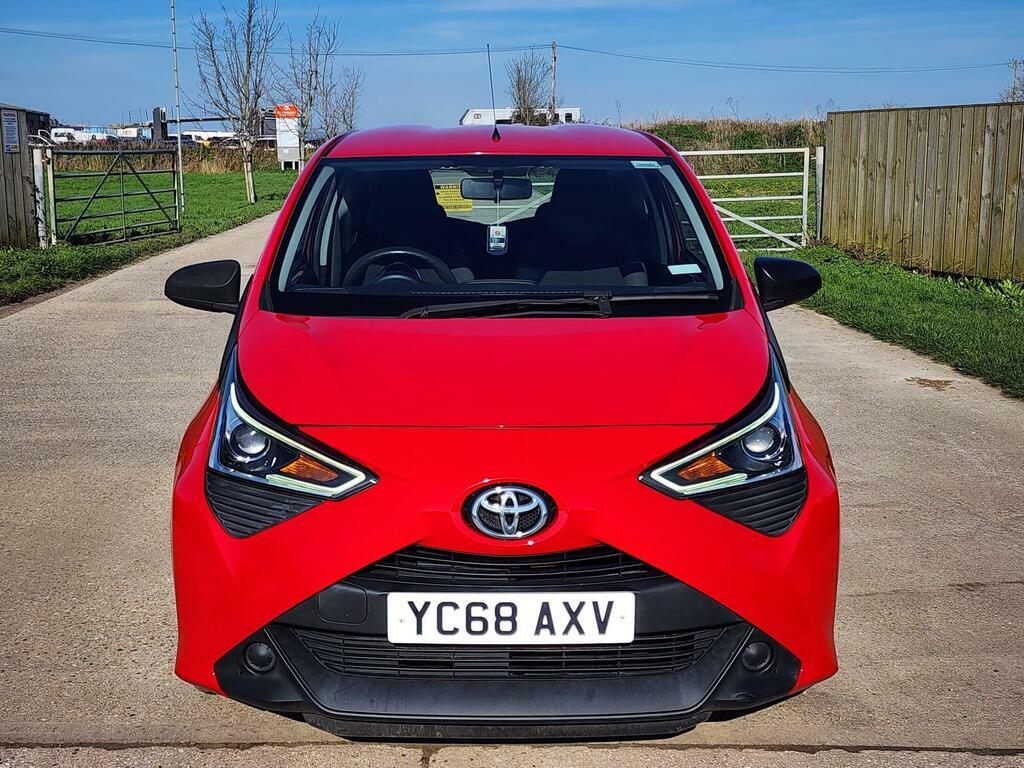Toyota Aygo 1.0 Vvt-i X Euro 6 YC68AXV Red #2