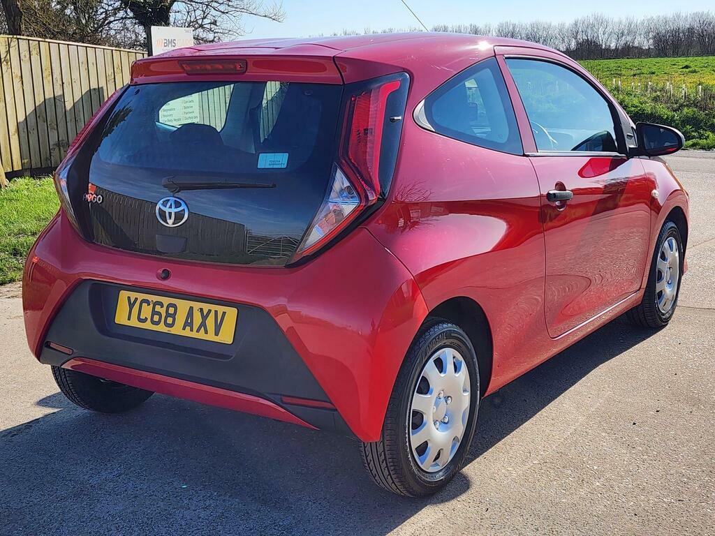 Toyota Aygo 1.0 Vvt-i X Euro 6 YC68AXV Red #6