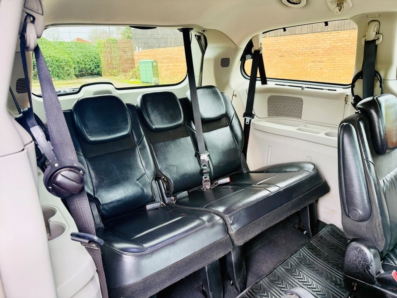 Chrysler Voyager Grand Limited Crd  #24