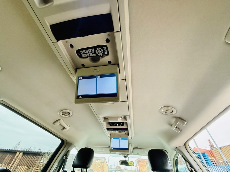 Chrysler Voyager Grand Limited Crd  #17
