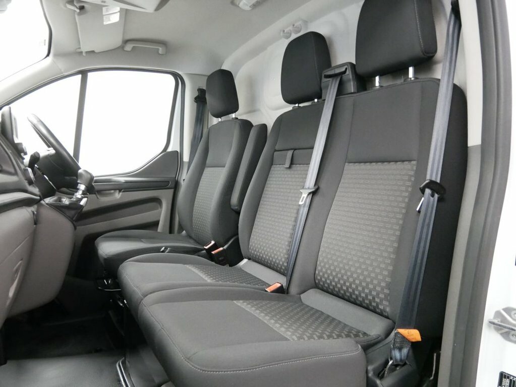 Ford Transit Custom 2L 2.0 300 Ecoblue Trend Panel Van Manu White #3