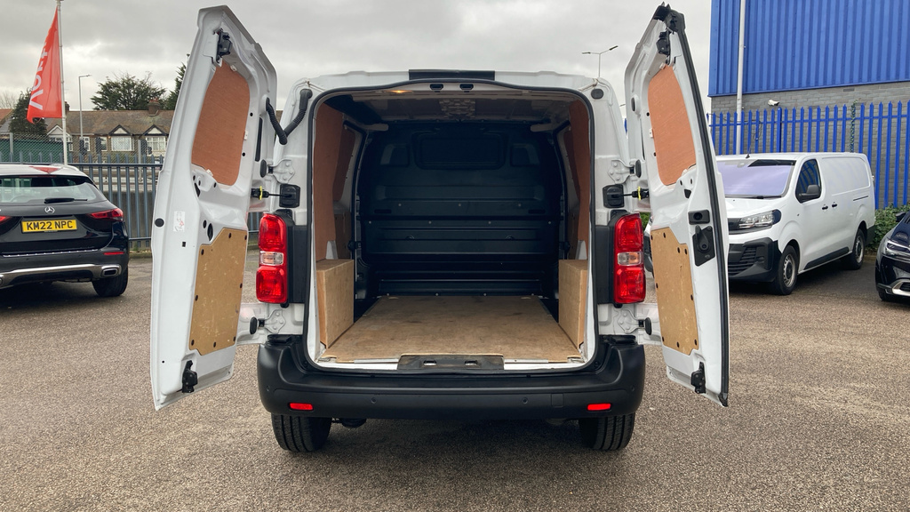 Vauxhall Vivaro Prime White #3