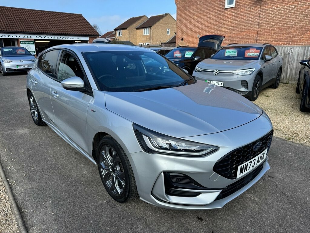 Ford Focus 1L St-line Silver