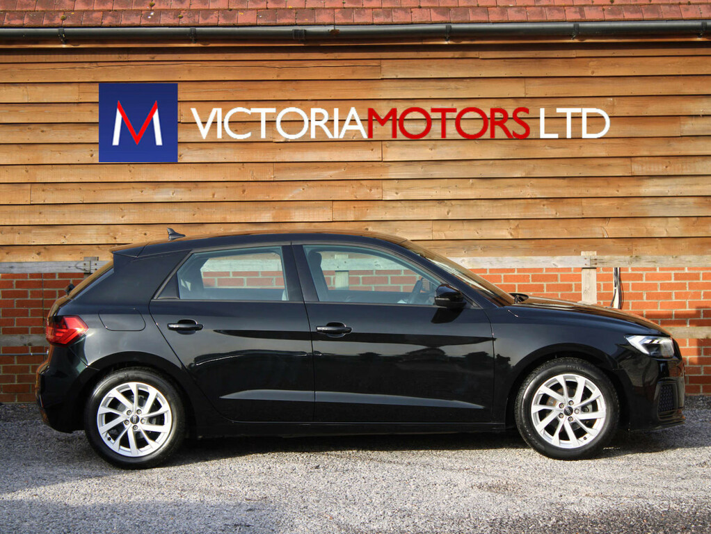 Audi A1 1.0 Tfsi 25 Sport Hatchback FD23XNK Black #4