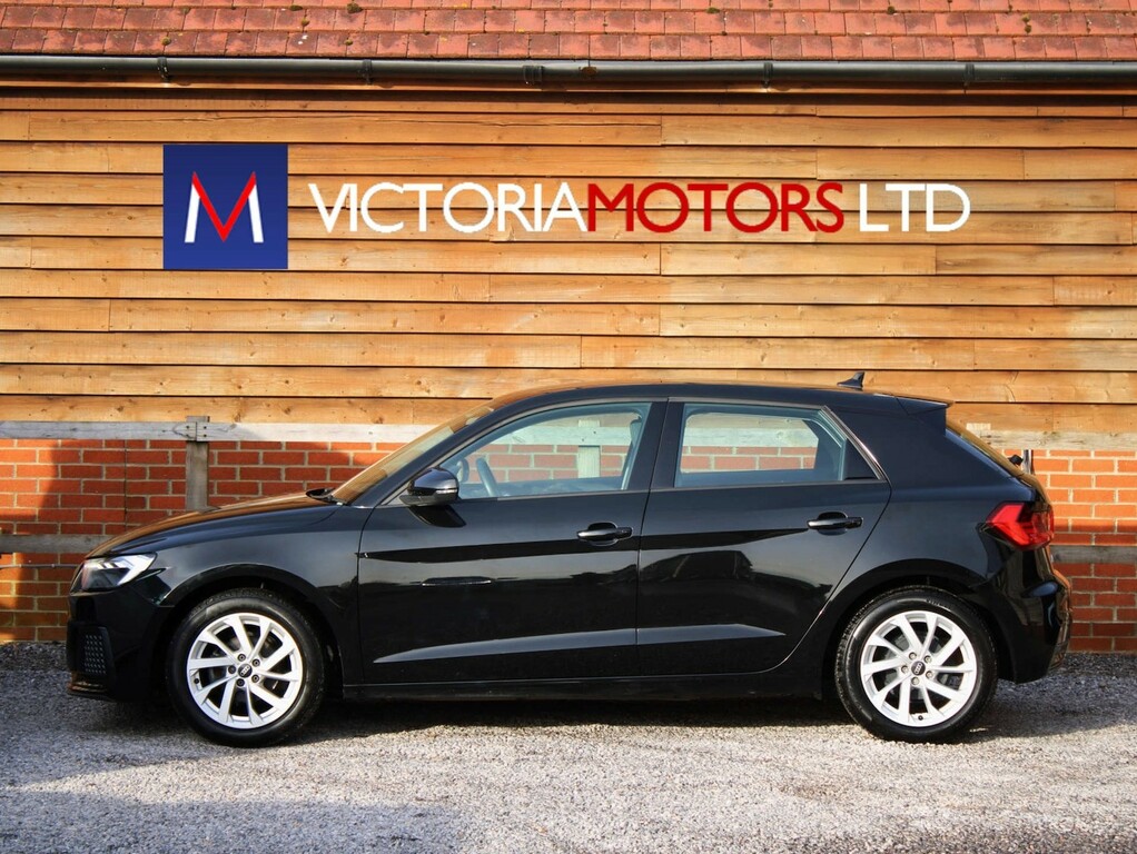 Audi A1 1.0 Tfsi 25 Sport Hatchback FD23XNK Black #2