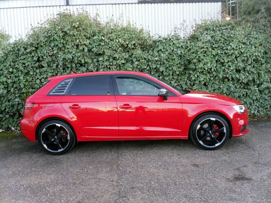 Audi A3 2.0 Tdi Se Technik Sportback Eur KJ18NYG Red #4