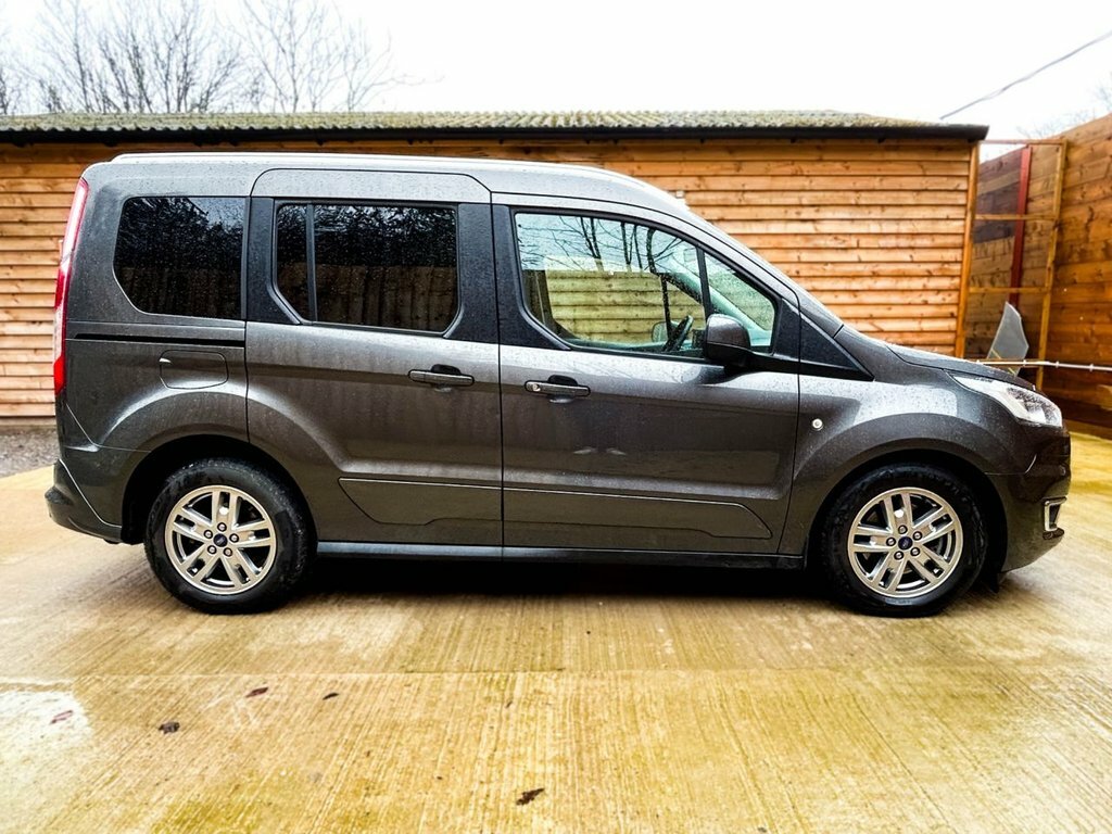 Ford Tourneo Connect 1.5L Titanium Grey #5