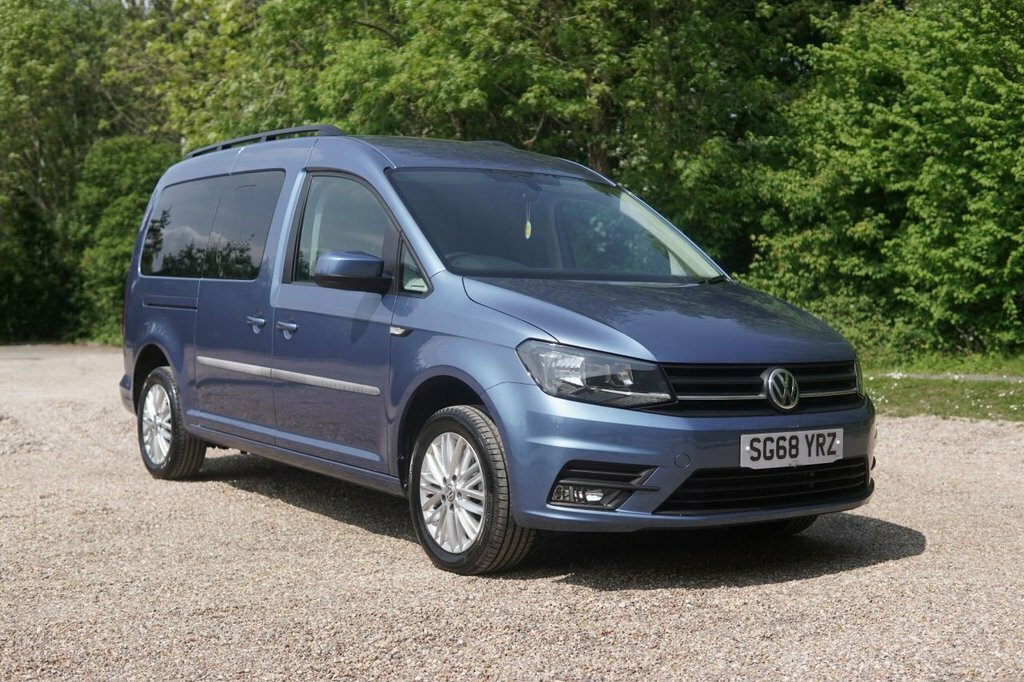 Volkswagen Caddy Maxi Life 1.4L C20 Life Tsi Blue