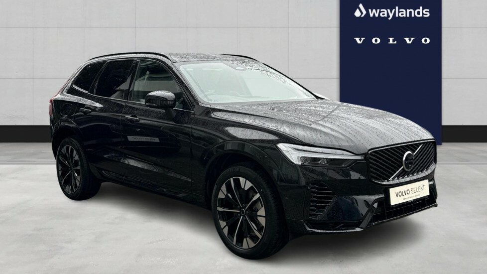 Volvo XC60 Plus, T6 Awd Plug-in Hybrid, Dark Black