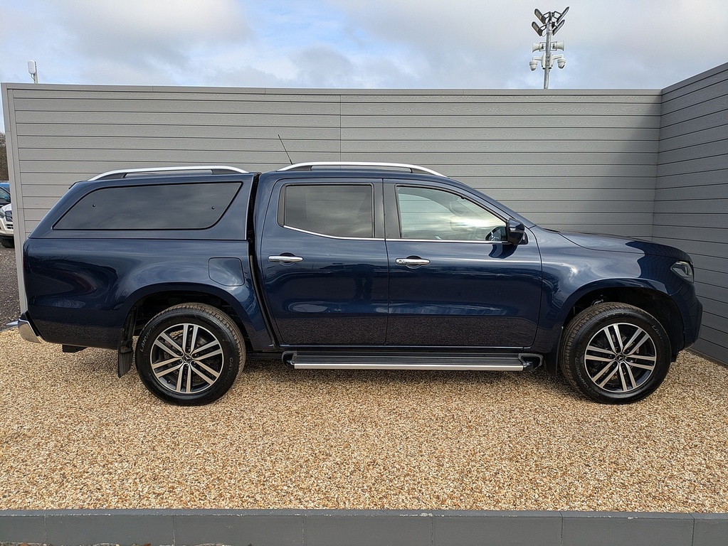 Mercedes-Benz X Class Cdi Power AY18SLV Blue #5