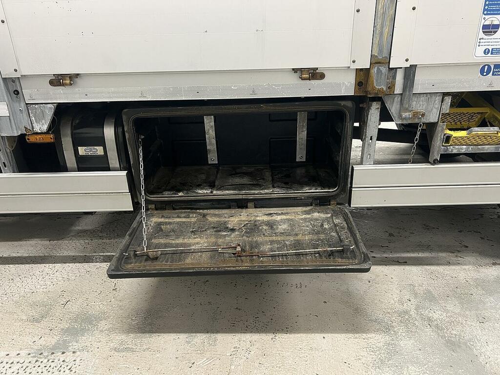 DAF All Models 0.0 Tipper Manuel White #34