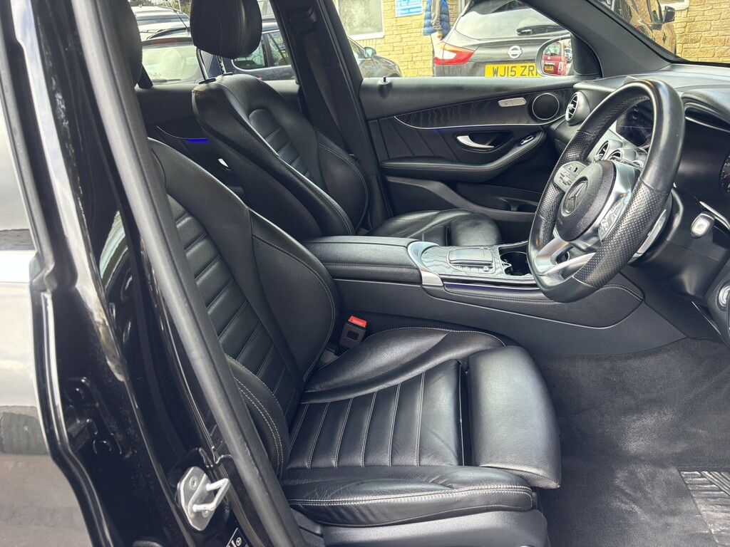 Mercedes-Benz GLC Class Suv 2.0 Glc300d Amg Line 202070 Black