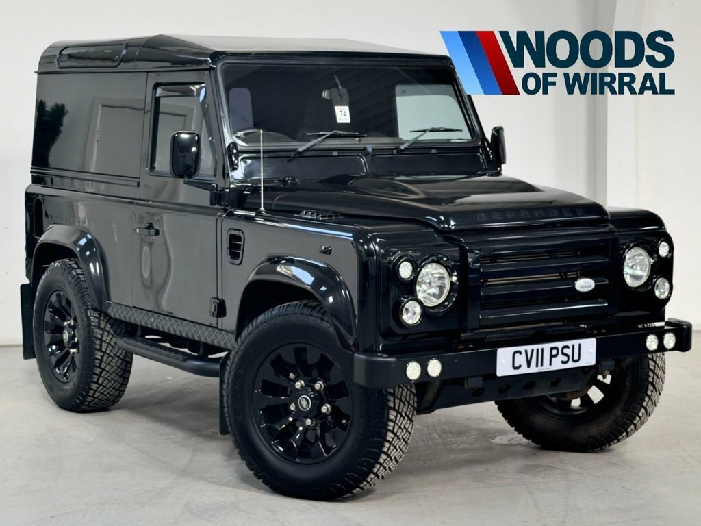 Land Rover Defender 2.4L Null Black
