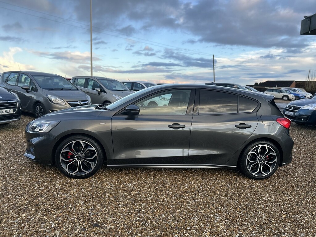 Ford Focus Hatchback 1.0 T Ecoboost St-line X 201868 YC68UWF Grey #4