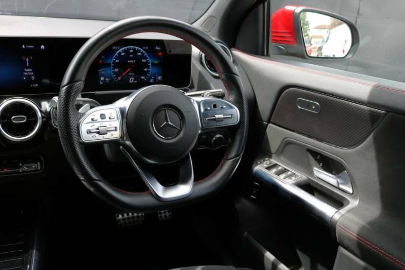 Mercedes-Benz GLA Class 1.3 Gla200 Amg Line 7G-dct Euro 6 Ss White #15