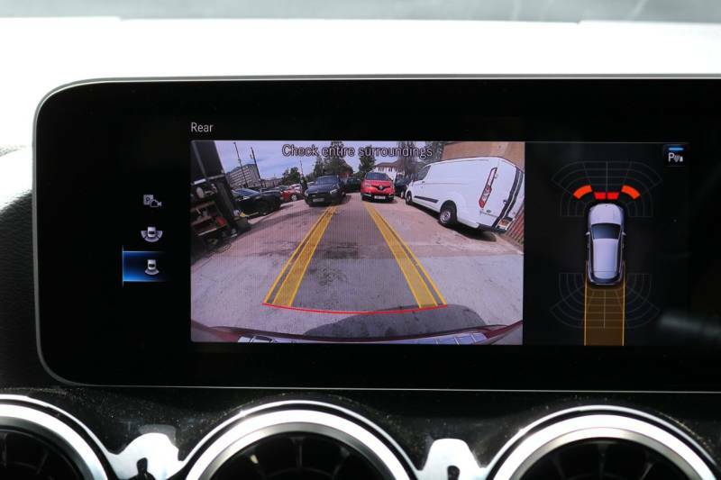 Mercedes-Benz GLA Class 1.3 Gla200 Amg Line 7G-dct Euro 6 Ss White #18