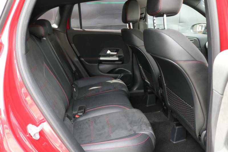 Mercedes-Benz GLA Class 1.3 Gla200 Amg Line 7G-dct Euro 6 Ss White #10
