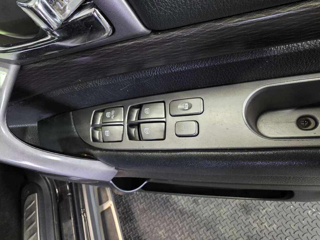 SsangYong Turismo 2.2 Elx Tip Grey #33