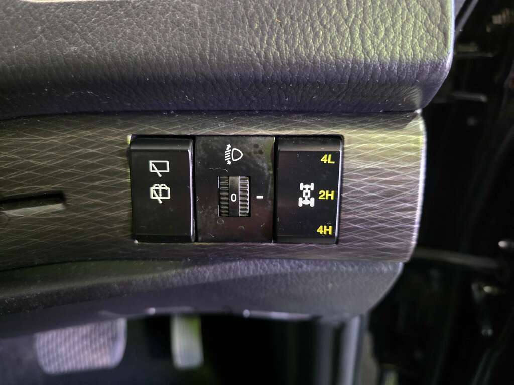 SsangYong Turismo 2.2 Elx Tip Grey #28