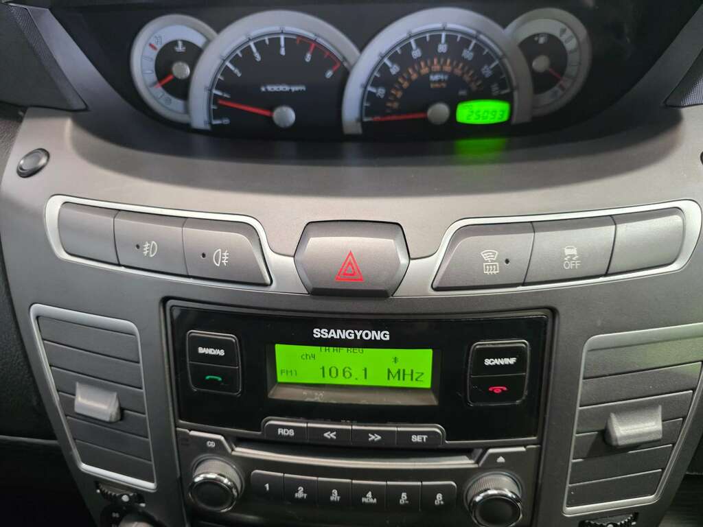 SsangYong Turismo 2.2 Elx Tip Grey #20