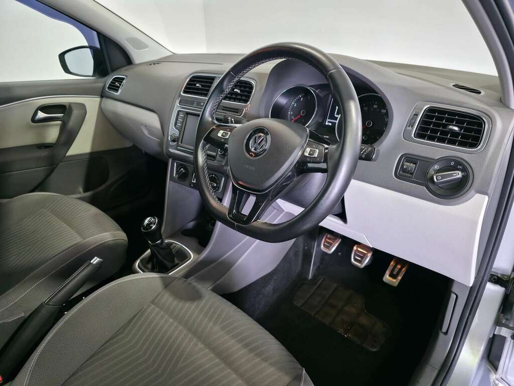 Volkswagen Polo 1.2 Match Tsi 89 Bhp Blue #14