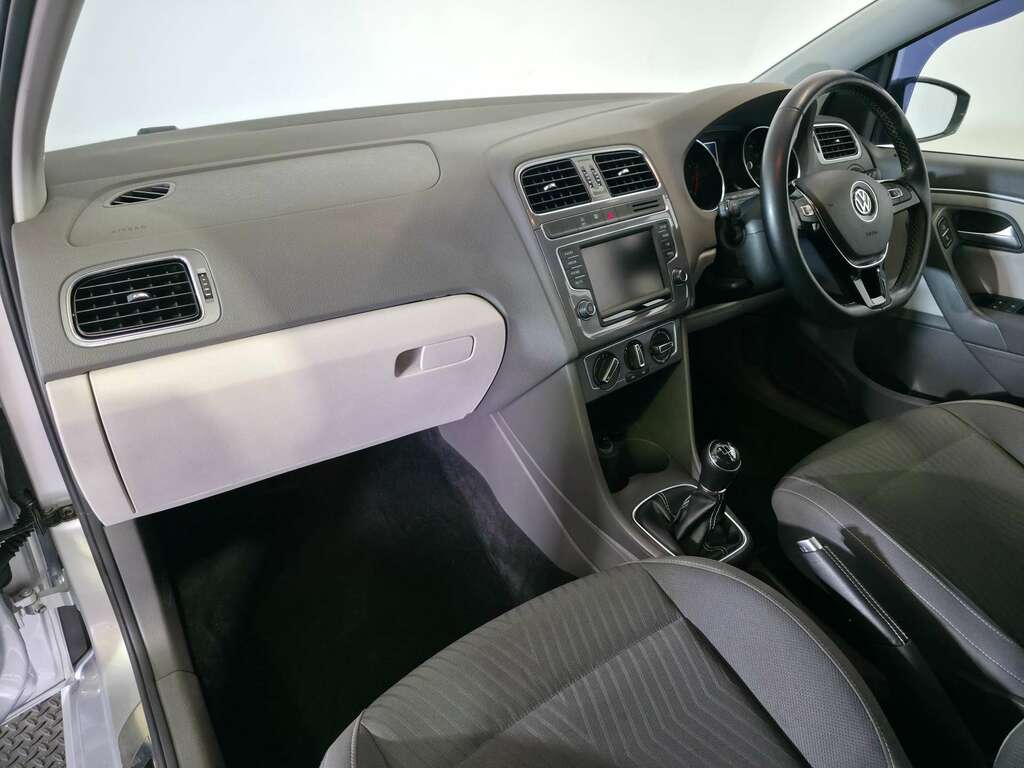 Volkswagen Polo 1.2 Match Tsi 89 Bhp Blue #58