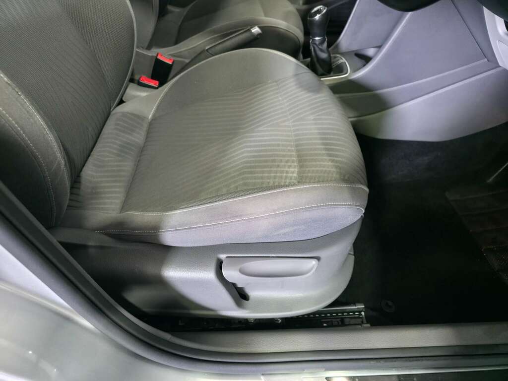 Volkswagen Polo 1.2 Match Tsi 89 Bhp Blue #17