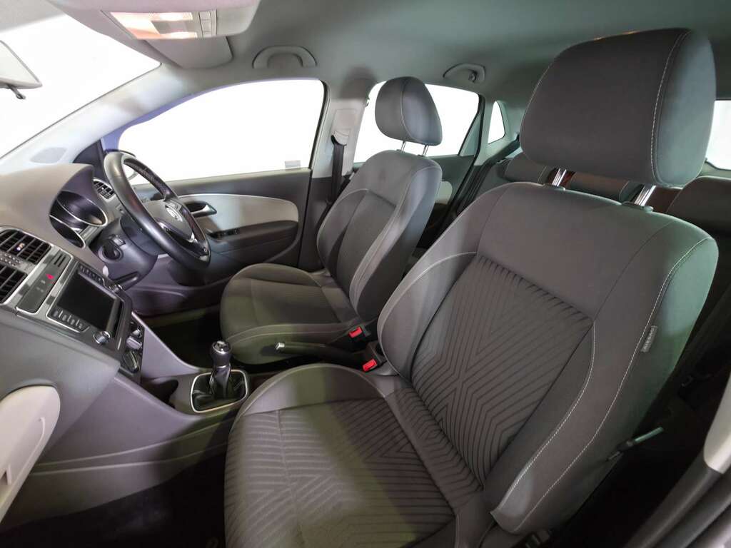 Volkswagen Polo 1.2 Match Tsi 89 Bhp Blue #57