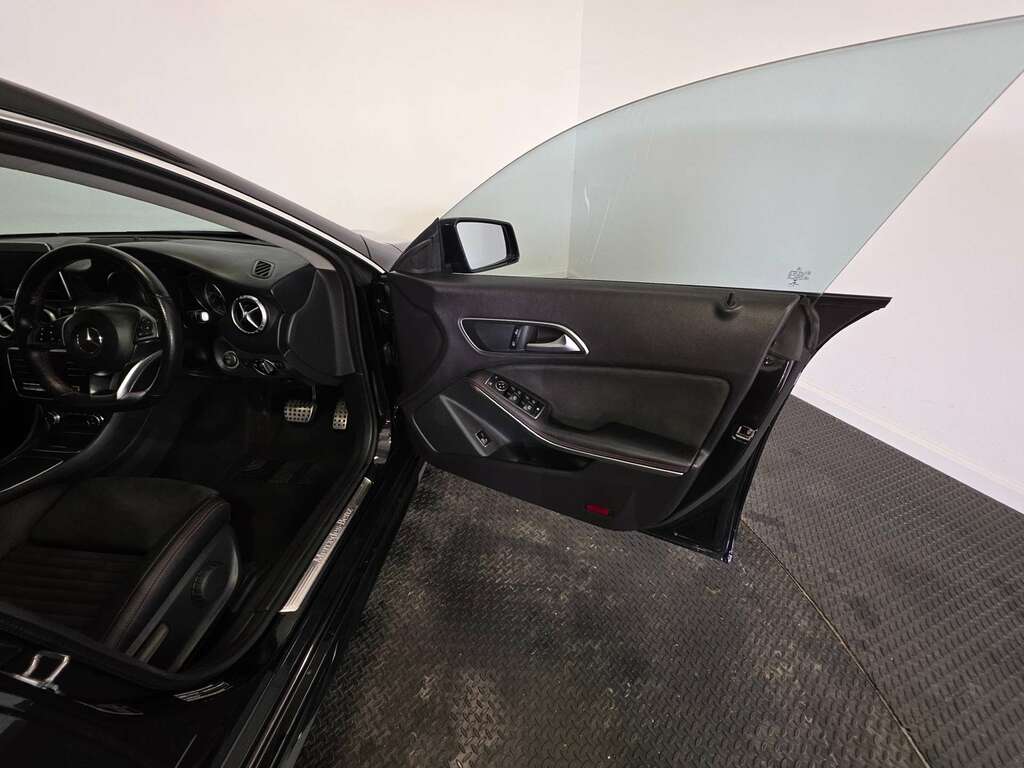 Mercedes-Benz CLA Class Coupe Spds Dct 4Matic Euro 6 Ss White #37