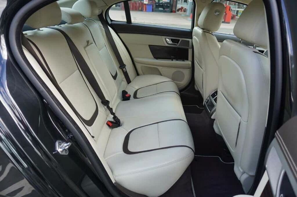Jaguar XF 3.0 V6 Portfolio Euro 6 Ss White #13
